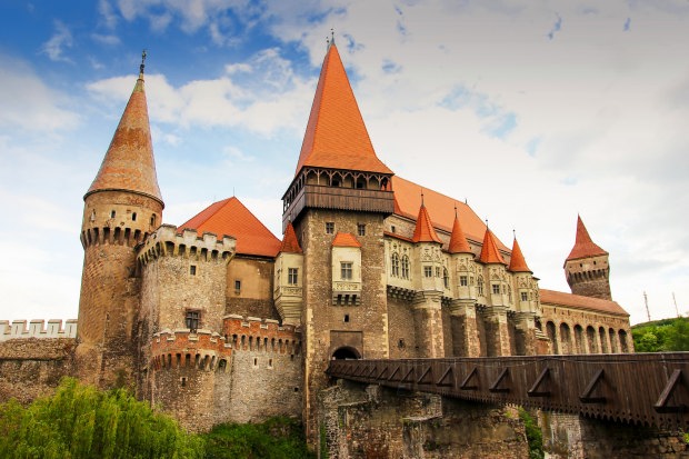 Hunedoara corvin castle transylvania
